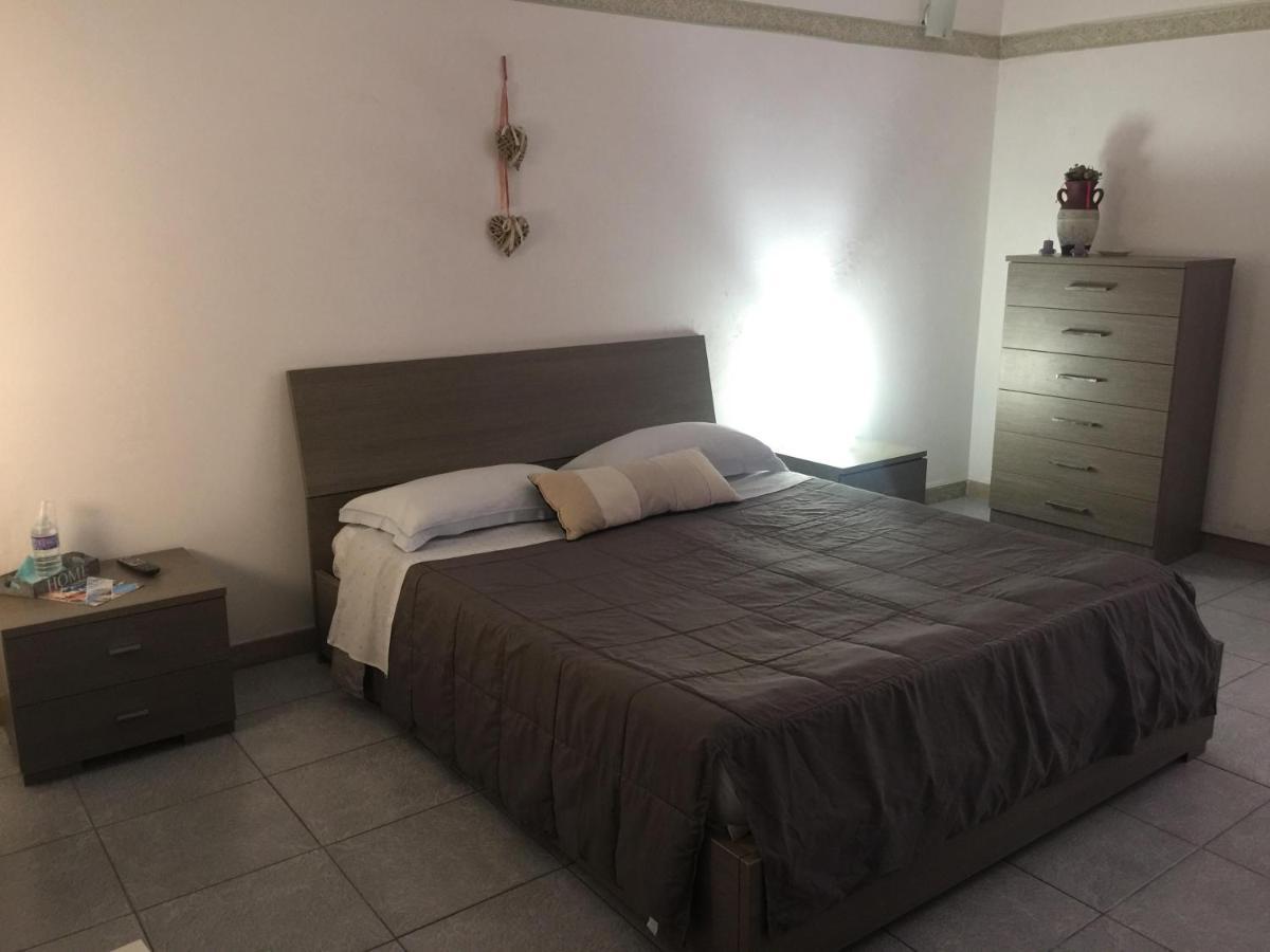 B&B Il Tulipano 塔兰托 外观 照片